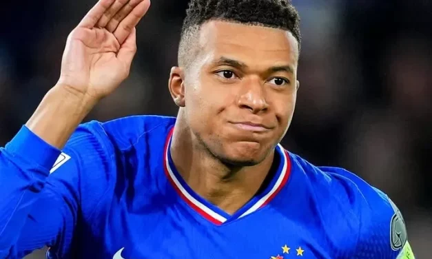 Kylian Mbappe Absen Lawan Man City