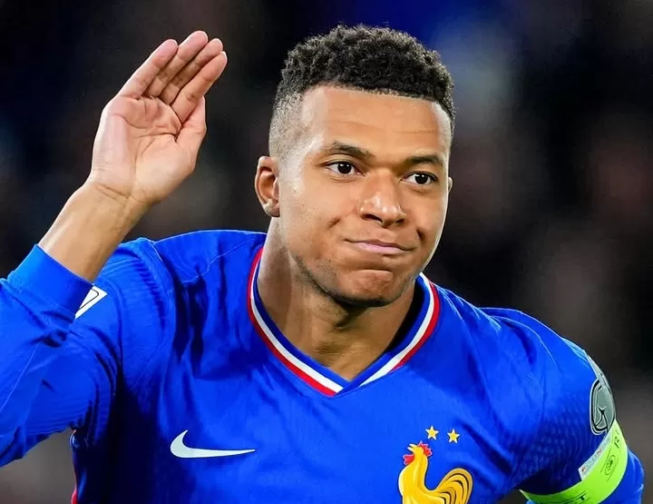 Kylian Mbappe Absen Lawan Man City