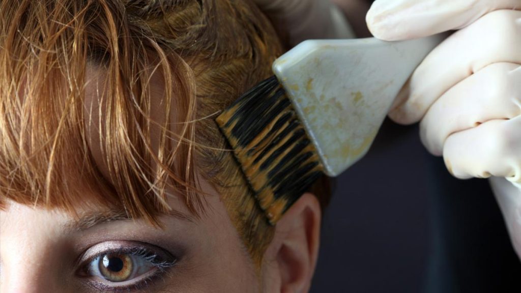 Bahaya Cat Rambut Jika Digunakan Sembarangan