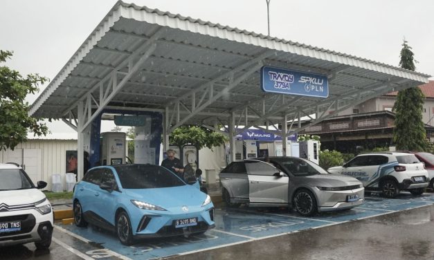 Industri Otomotif Indonesia Dan Persaingan Kendaraan Listrik