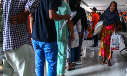 Makanan Pokok Naik, Beban Hidup Masyarakat Makin Berat